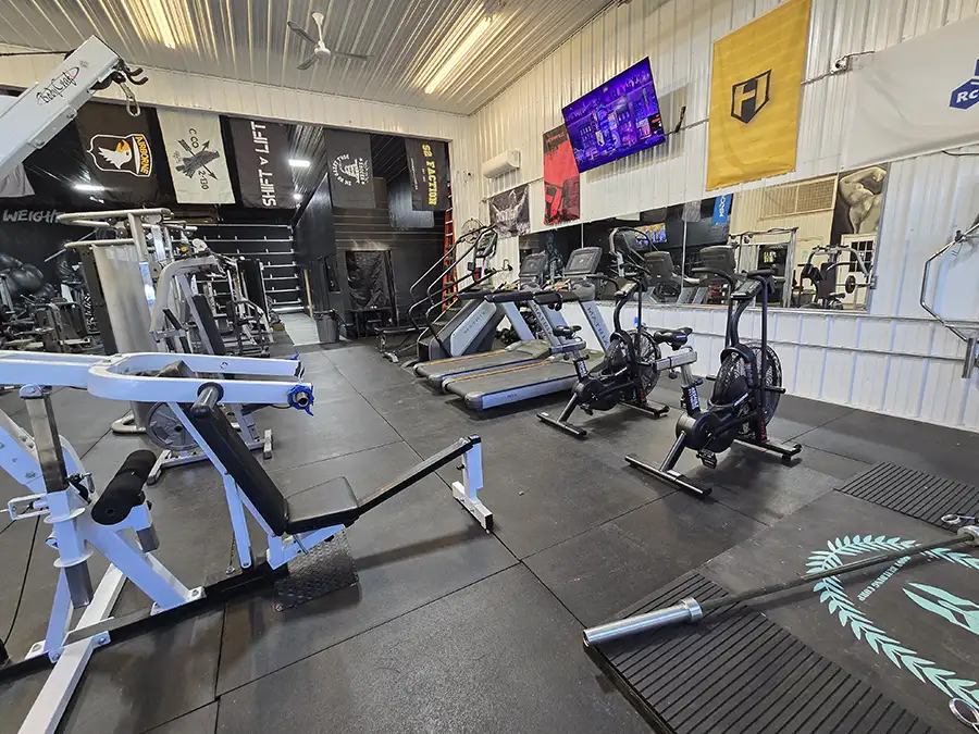 cold-iron-bodybuilding-corp-springfield-il-gym-gallery-25